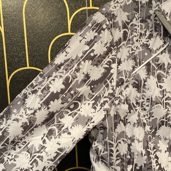 Lands’ end windbreaker size xs - Picture 2 of 5